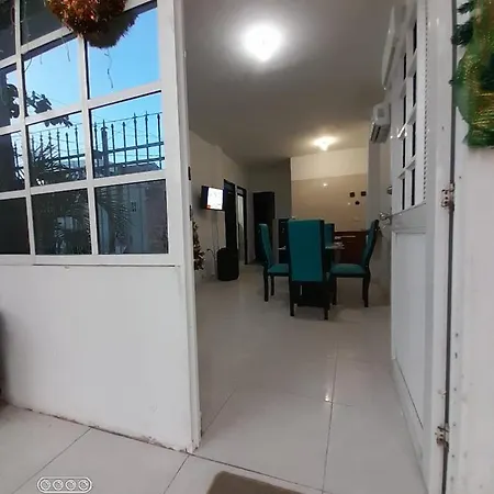 Casa Derek *